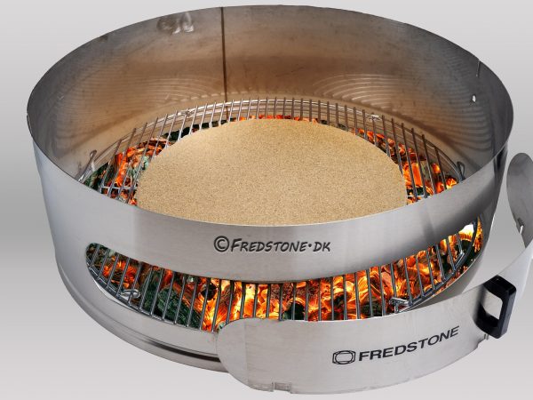 Rotisseri og pizzaindsats til 57 cm kuglegrill. Fredstone 2-i-1 Ringen. Incl. pizzaspade